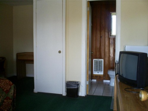Crestview Inn - image 9