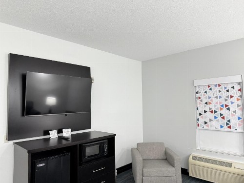 Quality Inn Crestview Near Eglin AFB - image 6