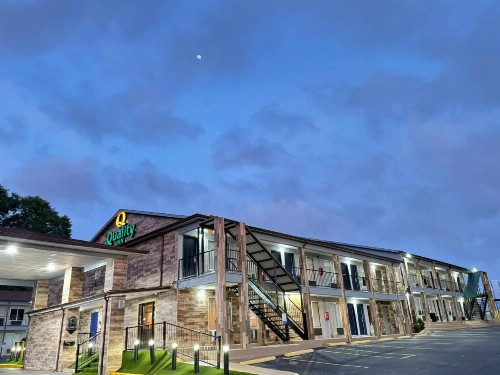 Super 8 by Wyndham Crestview - image 12
