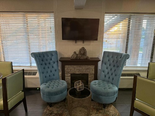 Super 8 by Wyndham Crestview - image 15