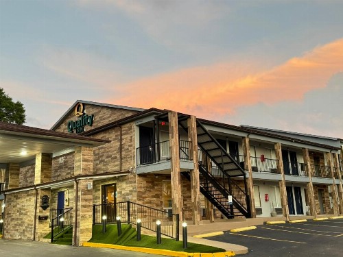Super 8 by Wyndham Crestview - image 23