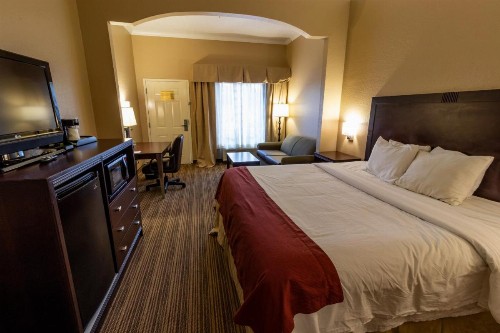 Baymont by Wyndham Crestview - image 21