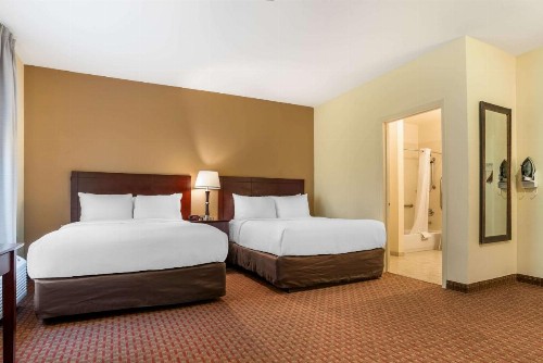 Comfort Inn & Suites Crestview - image 30