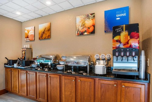 Comfort Inn & Suites Crestview - image 40