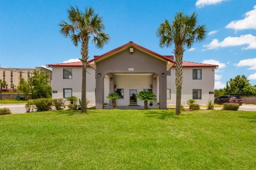 Red Roof Inn Crestview - image 13