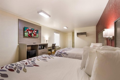 Red Roof Inn Crestview - image 14