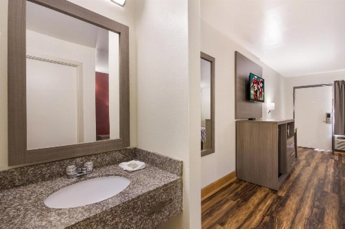 Red Roof Inn Crestview - image 24