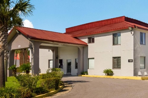 Red Roof Inn Crestview - image 31