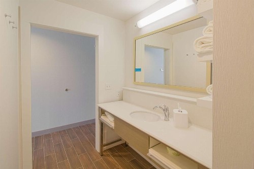 Hampton Inn Crestview South I-10 Fl - image 14