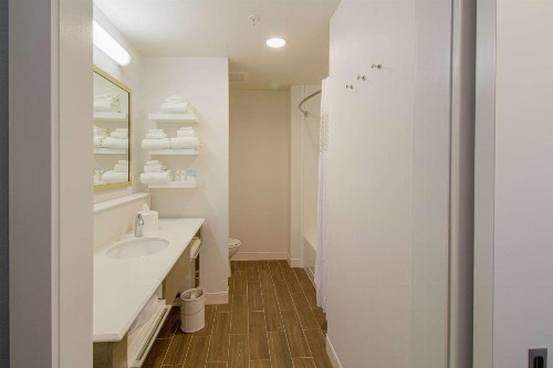 Hampton Inn Crestview South I-10 Fl - image 21