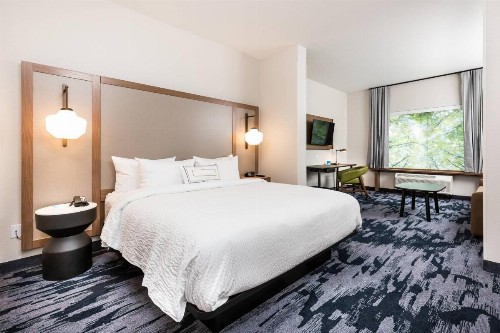 Fairfield Inn & Suites by Marriott Crestview - image 12