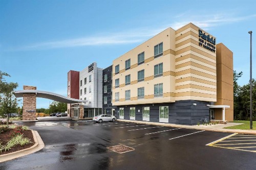 Fairfield Inn & Suites by Marriott Crestview - image 3
