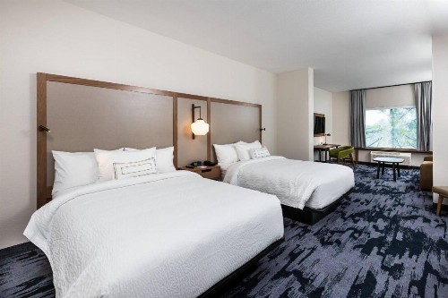 Fairfield Inn & Suites by Marriott Crestview - image 8
