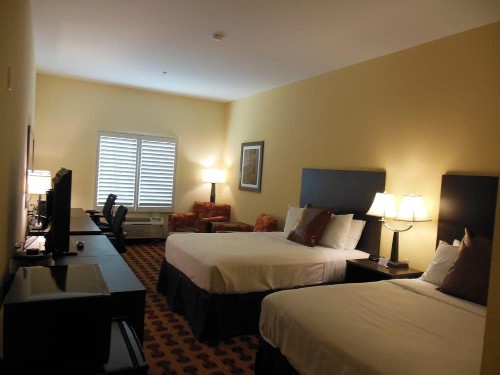 Sagebrush Hotel - image 10