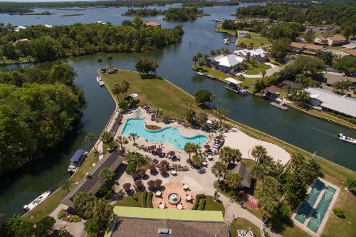 Plantation on Crystal River Ascend Hotel Collection - image 12