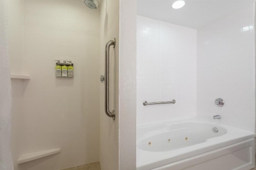 Holiday Inn Express Crystal River an IHG Hotel - image 6