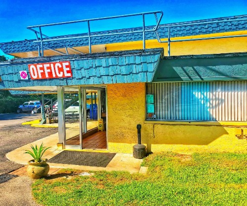 The Port Hotel and Marina - image 3