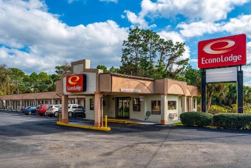 Econo Lodge Crystal River - image 48
