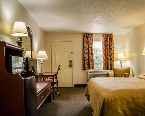 Quality Inn Crystal River - image 14