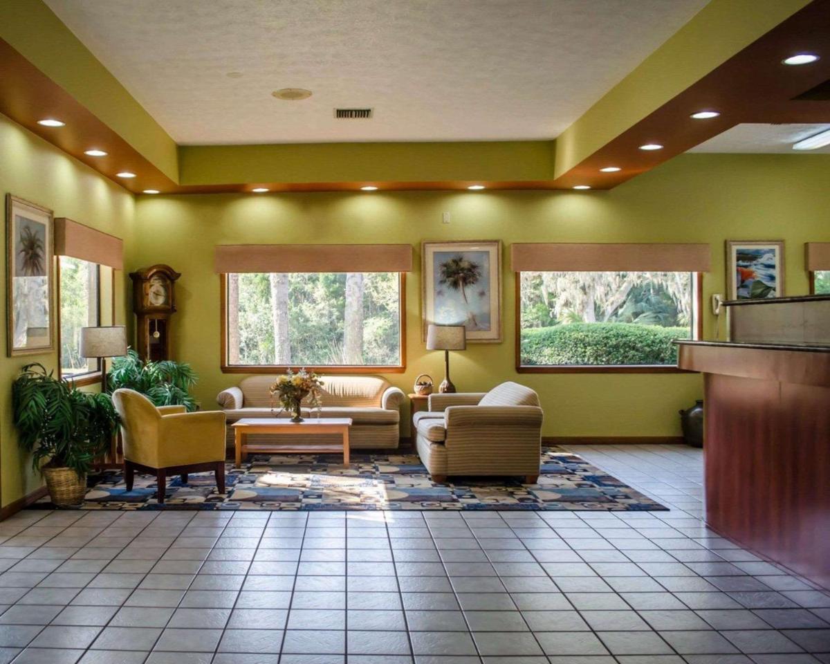 Quality Inn Crystal River - image 4