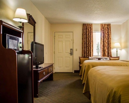 Quality Inn Crystal River - image 7