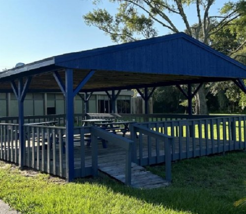 Days Inn by Wyndham Crystal River - image 12