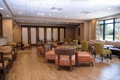 Hampton Inn Crystal River - image 17