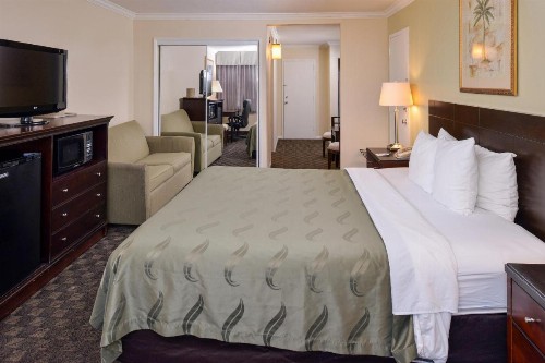Quality Inn & Suites Montebello - Los Angeles - image 13