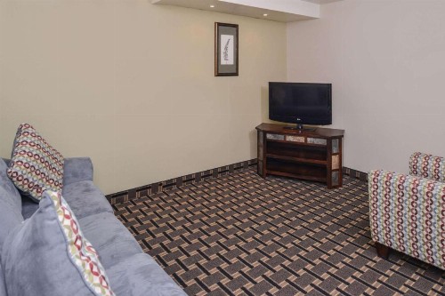 Quality Inn & Suites Montebello - Los Angeles - image 14