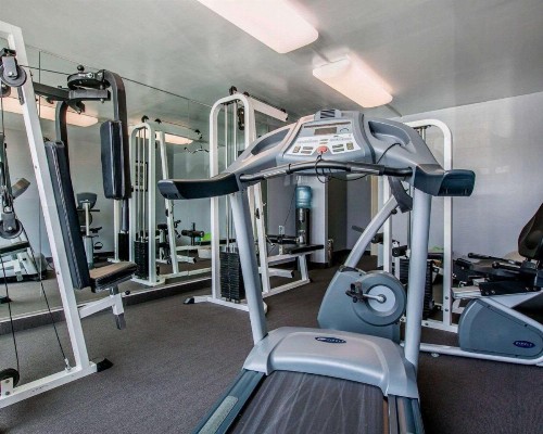 Quality Inn & Suites Montebello - Los Angeles - image 20