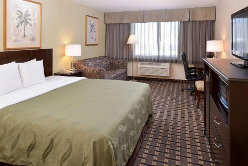 Quality Inn & Suites Montebello - Los Angeles - image 41