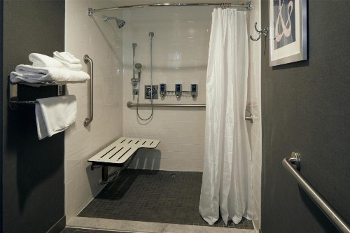 Four Points by Sheraton Los Angeles Westside - image 12