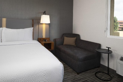 Four Points by Sheraton Los Angeles Westside - image 9