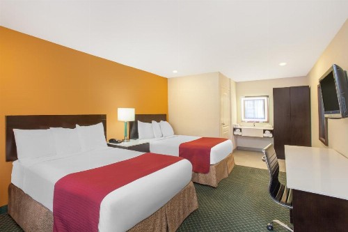 Ramada by Wyndham Culver City - image 22