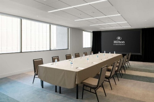 Hilton Los Angeles-Culver City CA - image 7