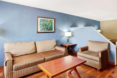 Travelodge by Wyndham Culver City - image 16