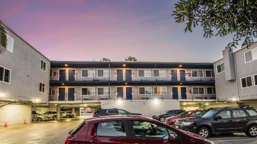 Travelodge by Wyndham Culver City - image 47