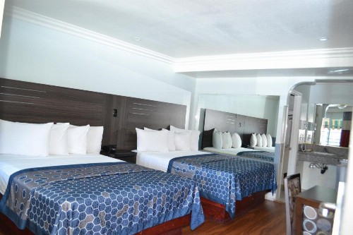 Galaxy Inn - image 19