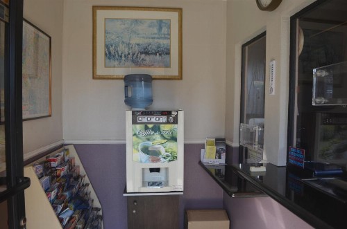Galaxy Inn - image 2