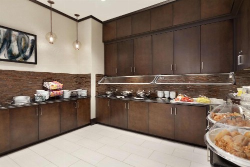 Hilton Garden Inn Cupertino - image 11