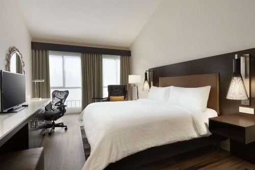 Hilton Garden Inn Cupertino - image 13