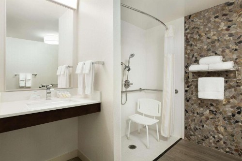 Hilton Garden Inn Cupertino - image 18