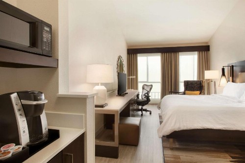 Hilton Garden Inn Cupertino - image 25