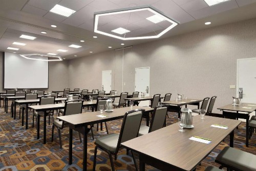 Hilton Garden Inn Cupertino - image 26