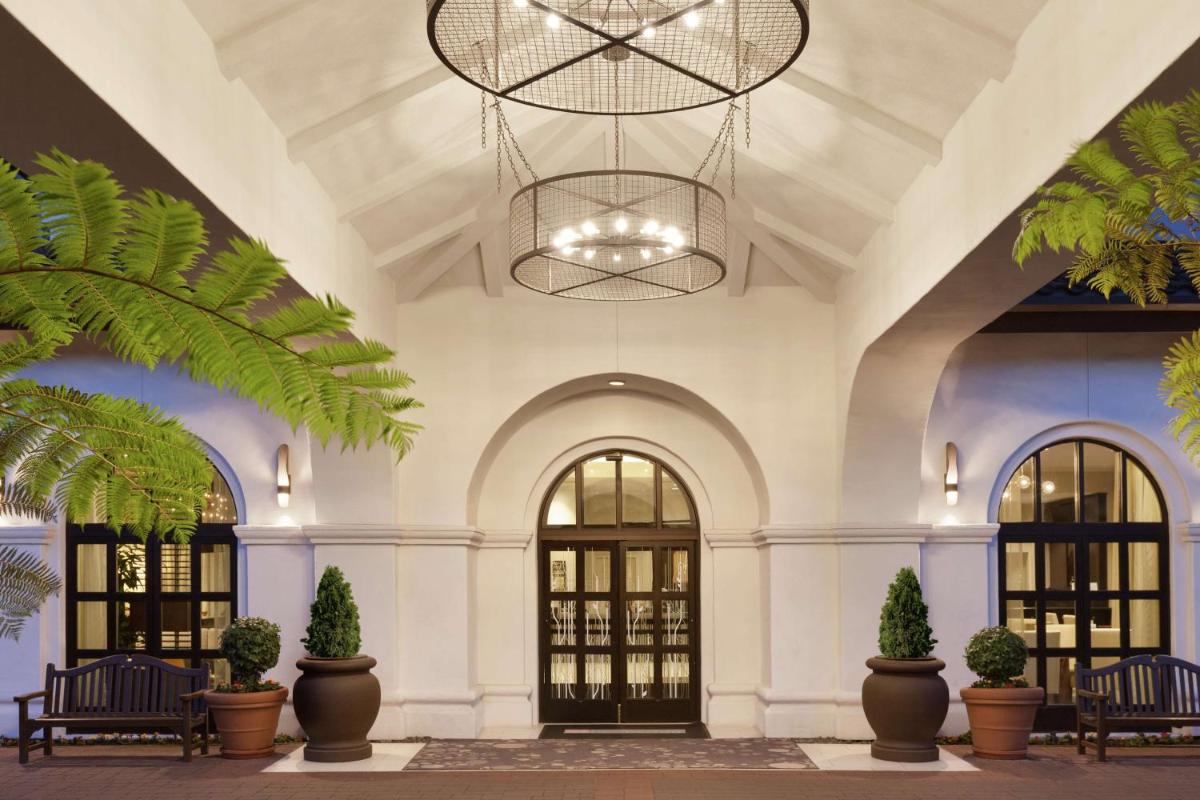 Hilton Garden Inn Cupertino - image 4