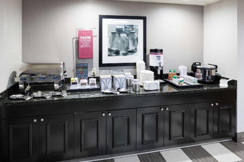 Hampton Inn Los Angeles Orange County Cypress - image 13