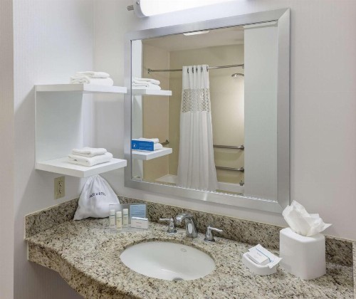 Hampton Inn Los Angeles Orange County Cypress - image 19