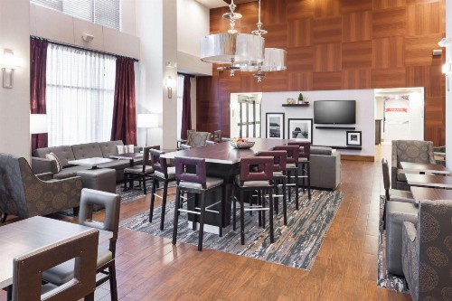Hampton Inn Los Angeles Orange County Cypress - image 7