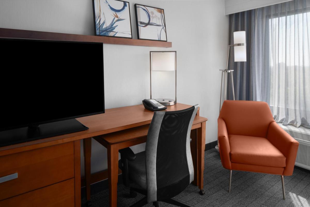 Courtyard by Marriott Cypress Anaheim / Orange County - image 5