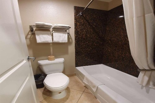 Super 8 by Wyndham Cypress Buena Park Area - image 21